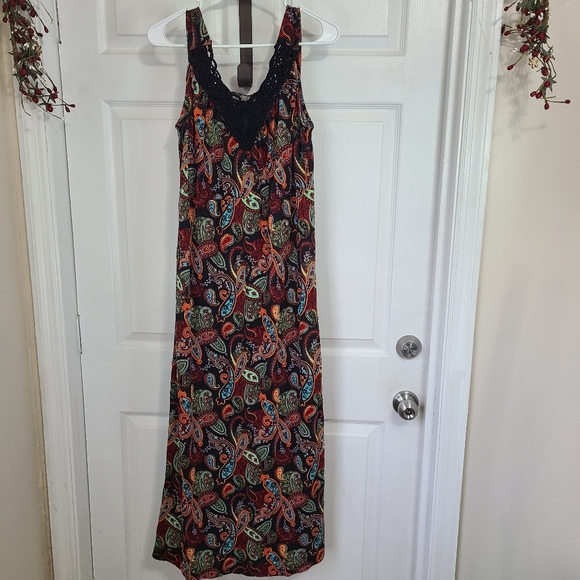 (1340) Croft and Barrow  Woman's Sun Dress, Size: Medium Color: Paisley - Picture 2 of 14